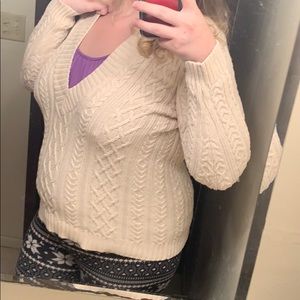 Deep v Jeanna Pierre sweater cream colored